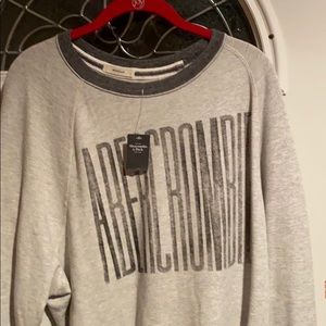 Abercrombie brand new men’s sweatshirt